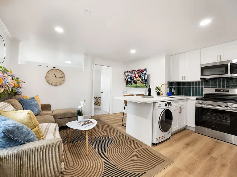 15 Dravus St #2 — Photo 40