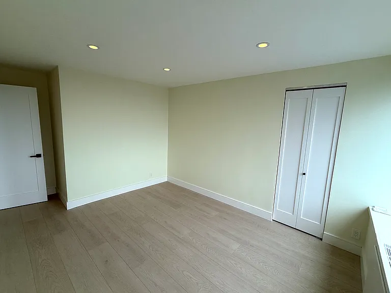 85 E India Row #38D — Photo 10