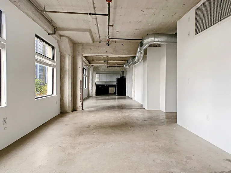 McClintock Warehouse Lofts — Photo 10