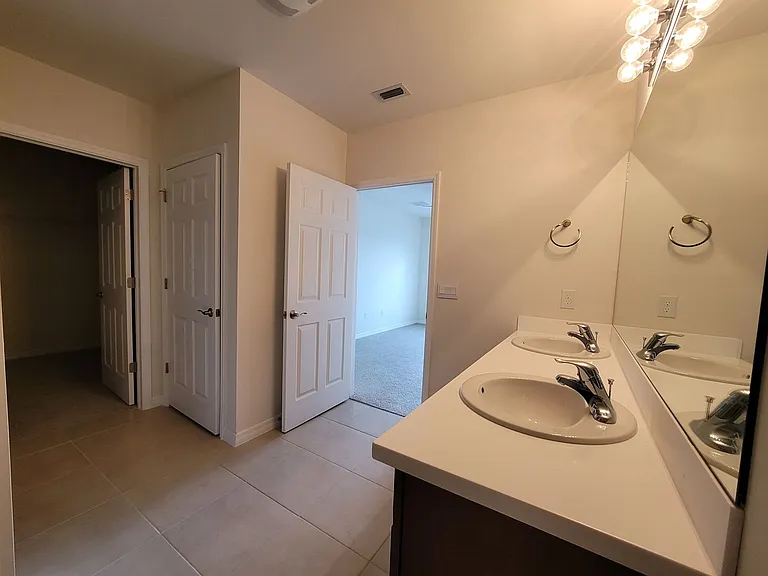337 SW 30th Ave — Photo 11