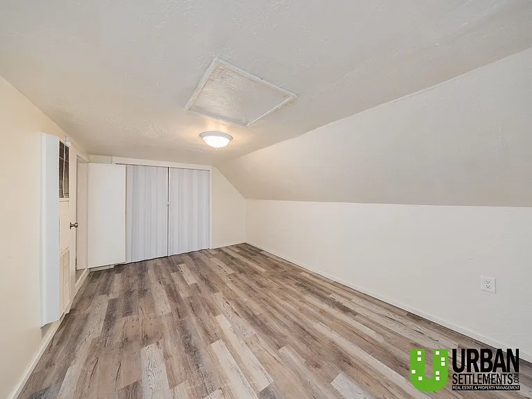 370 E 8th Ave #C — Photo 11