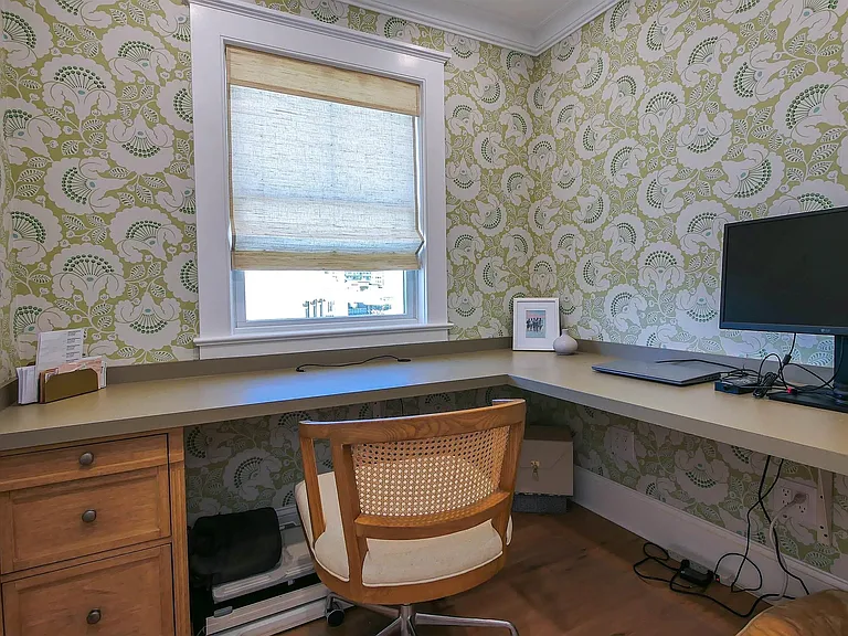 106 N Derby Ave — Photo 30
