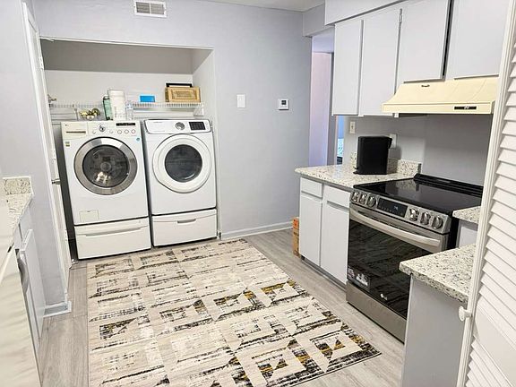 4th image of 11526 Turn Stone Ct