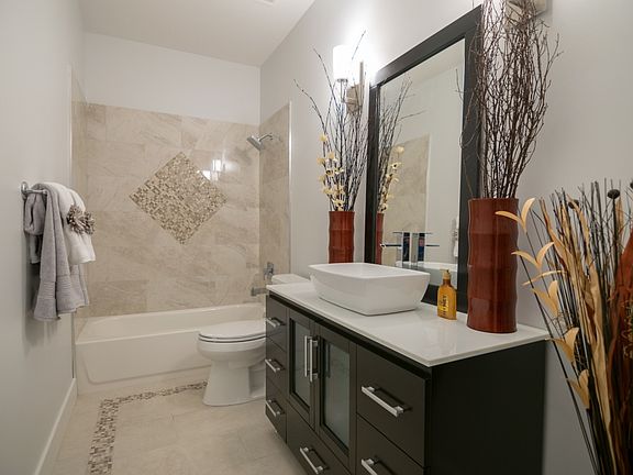 2nd image of 660 Lalique Cir APT 206