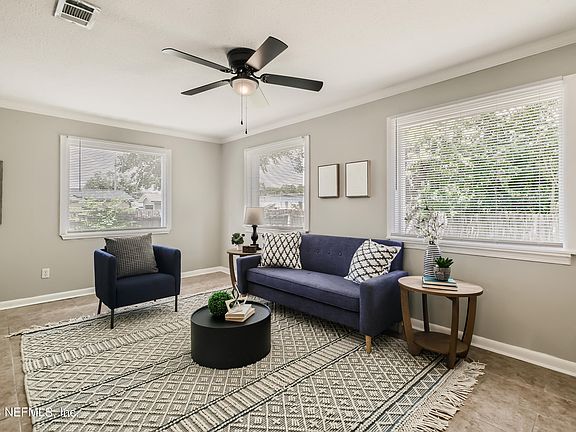 4th image of 935 JORICK Court E