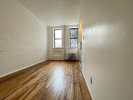 1st image of 173 Avenue C APT 1D