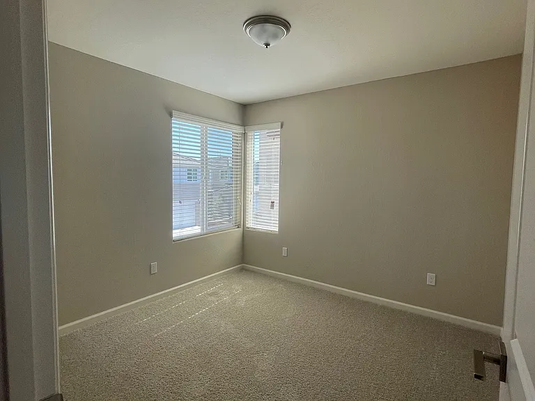 1109 Elevations Way W — Photo 26