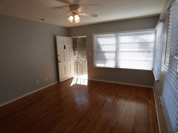 4th image of 4333-4339 Oregon St #4333