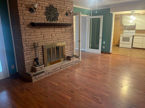 3rd image of 3502 36th St