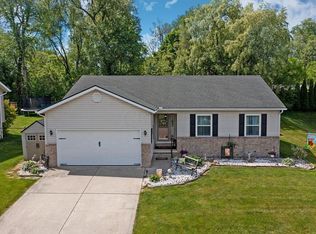 1121 Coventry Cir, Lancaster, OH 43130