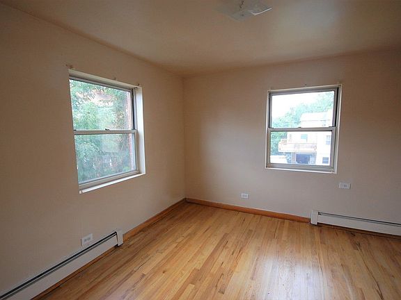 4th image of 5719 Faraday Ave APT 1