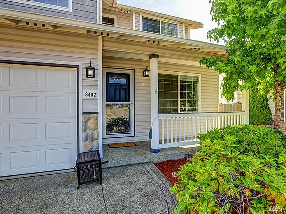 2nd image of 8402 197th Street Ct E