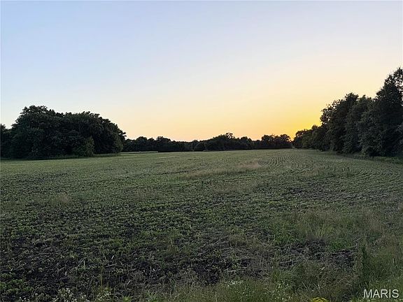 5th image of Xx Mockingbird Hill Ln
