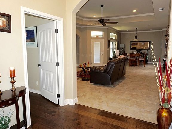 2nd image of 5711 Camino Reale