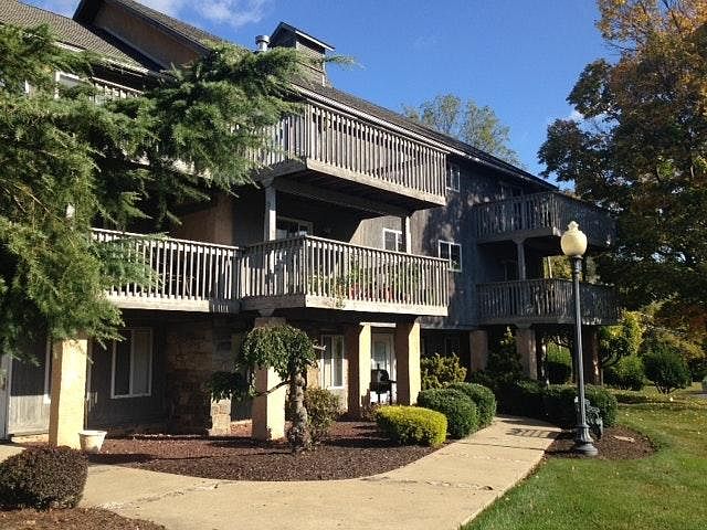 2nd image of 2226 Northwood Ave APT 5