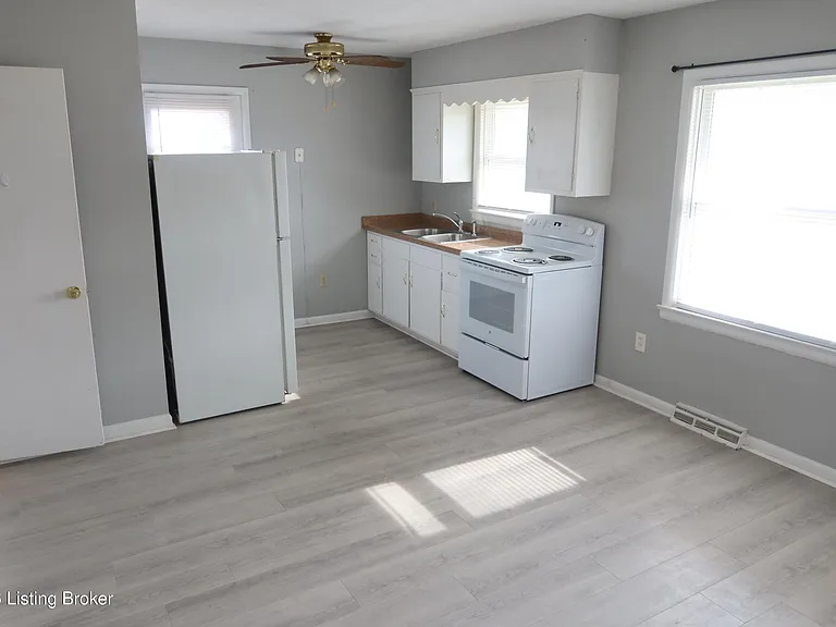 4920 Old Mill Rd #B — Photo 18