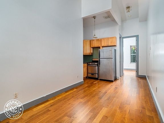 2nd image of 238 Troutman St #3Z