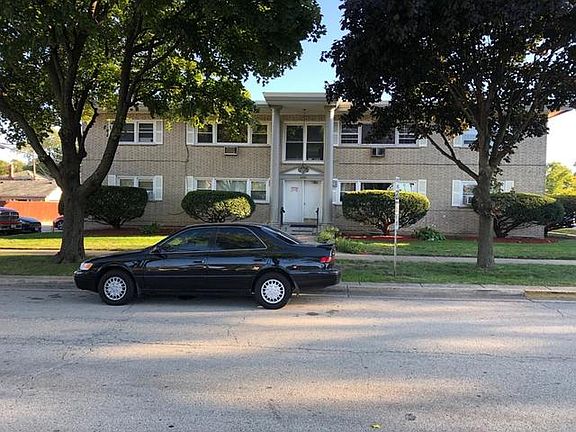 2nd image of 4010 Monroe St APT 203
