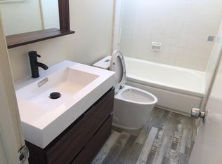 1005 E Garfield Ave #11, Glendale, CA 91205