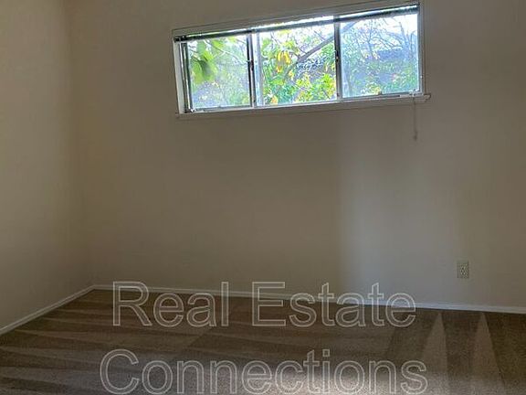 5th image of 382 N Fair Oaks Ave APT 6