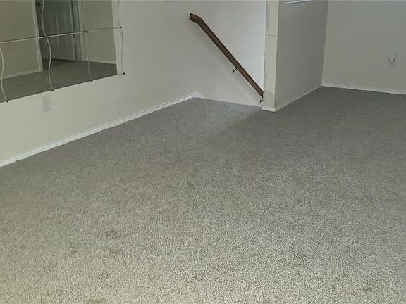 5th image of 4936 Heather Glen Trl