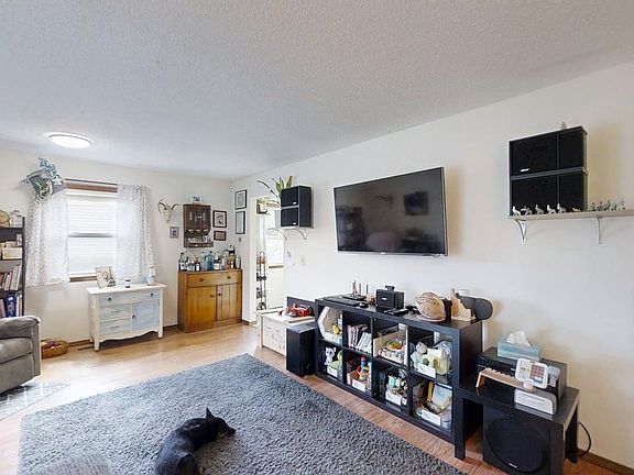 5th image of 1304 Greenridge Dr