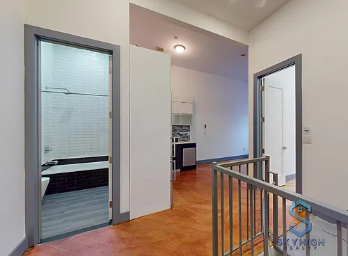 376 S 3rd St #1D Photo 1