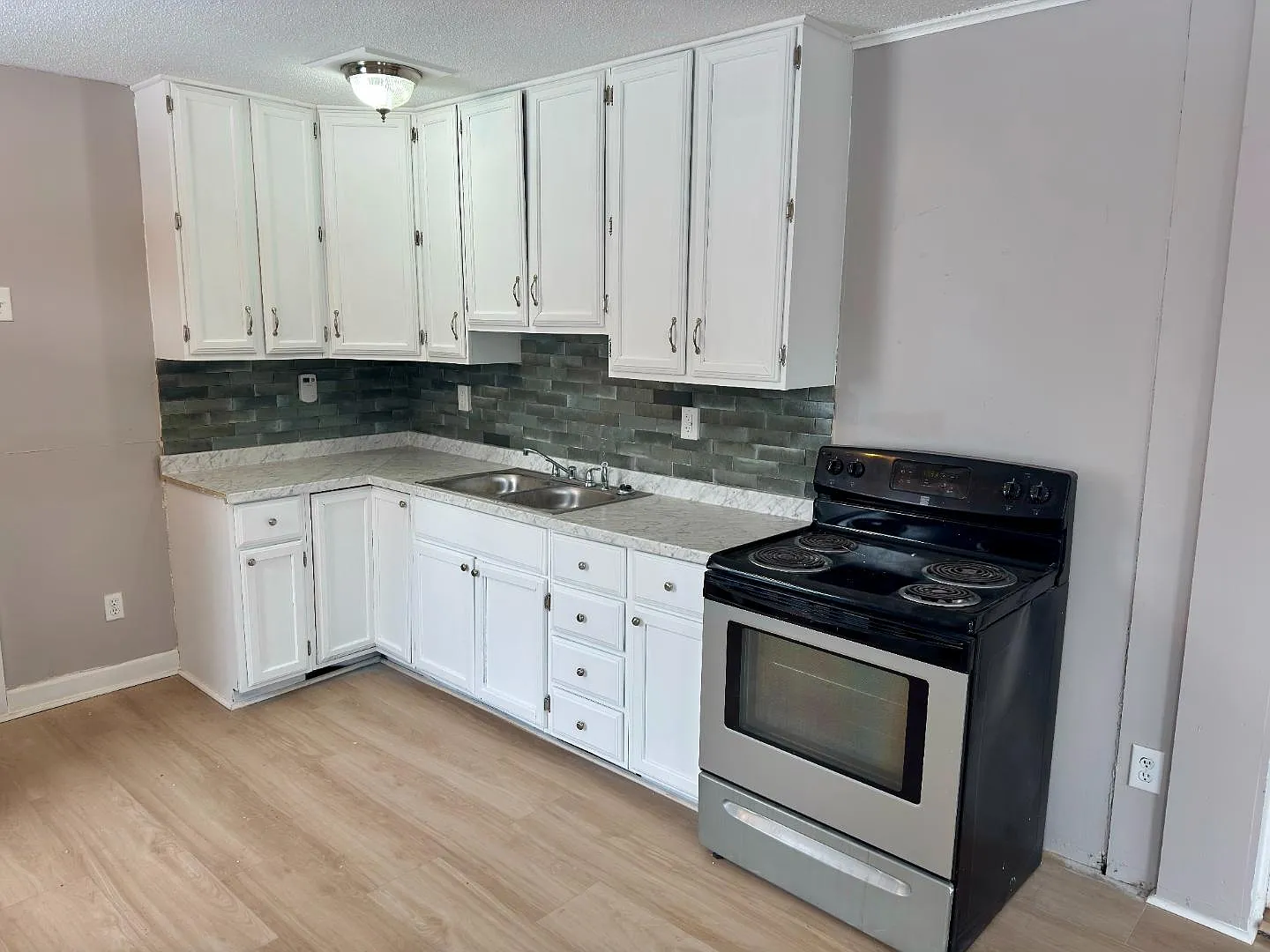 2114 Smith Ave - Unit #1 — Photo 4