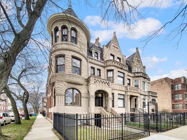 4558 S Ellis Ave, Chicago, IL 60653