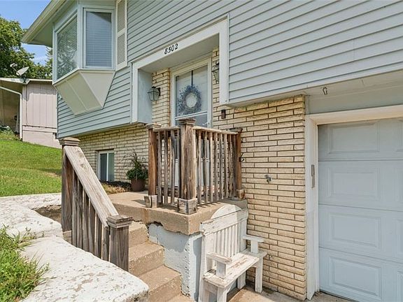 4th image of 8502 Ann Ave