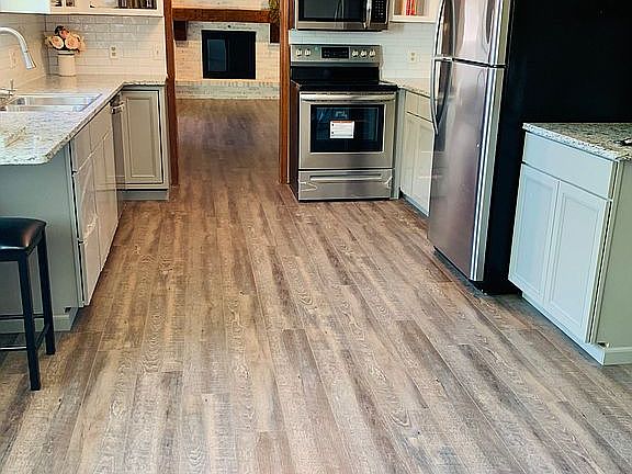 ALL NEW KITCHEN!