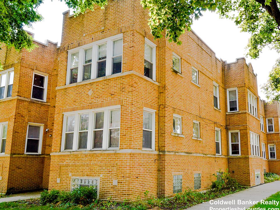 1st image of 3943 W Schubert Ave #2E