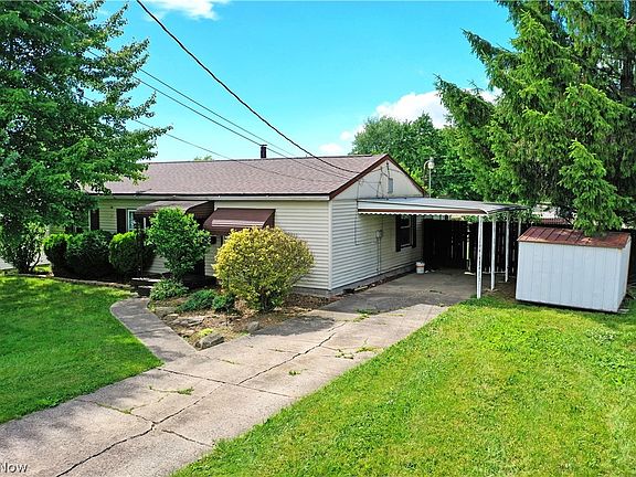 3rd image of 2521 Beech St