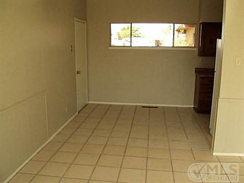 4th image of 5112 Yvette Ave