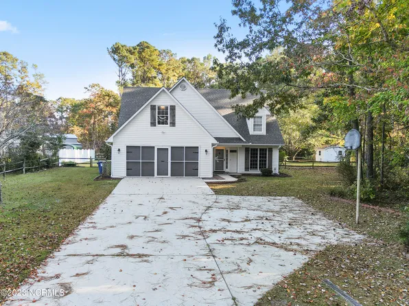 202 Sailaway Court, Havelock, NC 28532