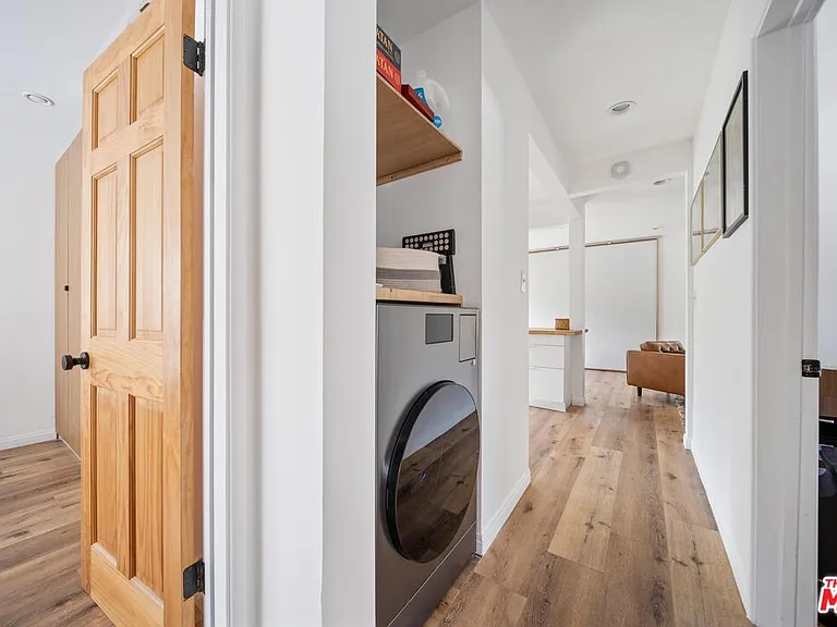 4855 Seldner Ave — Photo 18