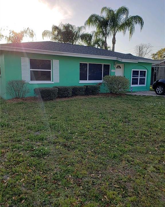 1st image of 177 Royal Palms Dr