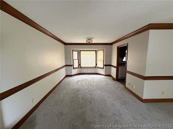 2nd image of 872 Hilton Dr