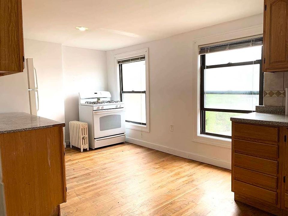1st image of 126 N 5th St #3A