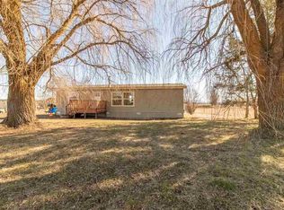 27526 N Sherman Rd, Deer Park, WA 99006