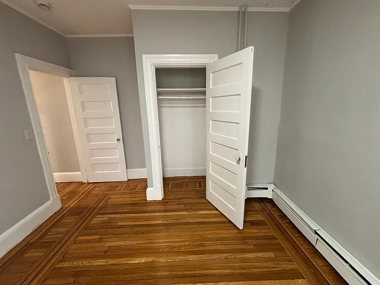 32 Chestnut St #1 — Photo 10