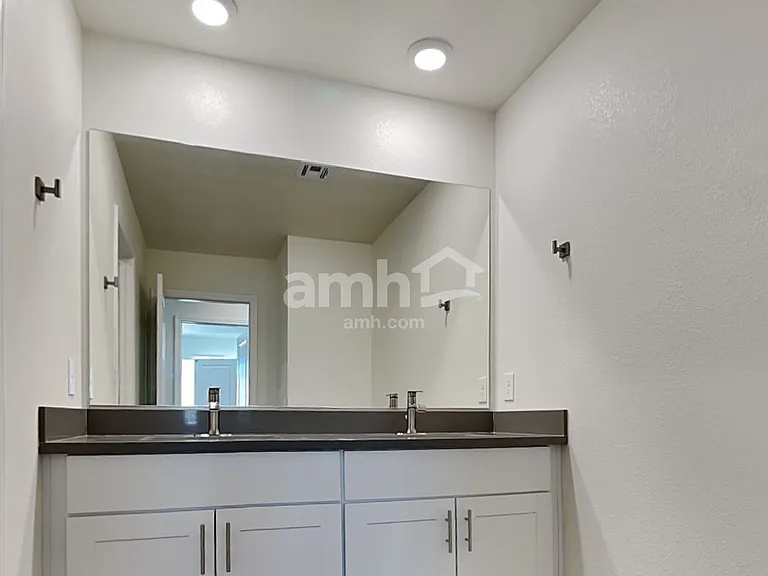 1609 Viaggio Ave — Photo 15