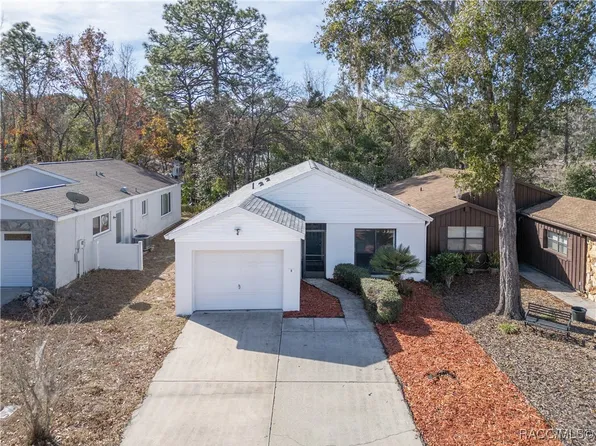 5 Jamaica St, Homosassa, FL 34446