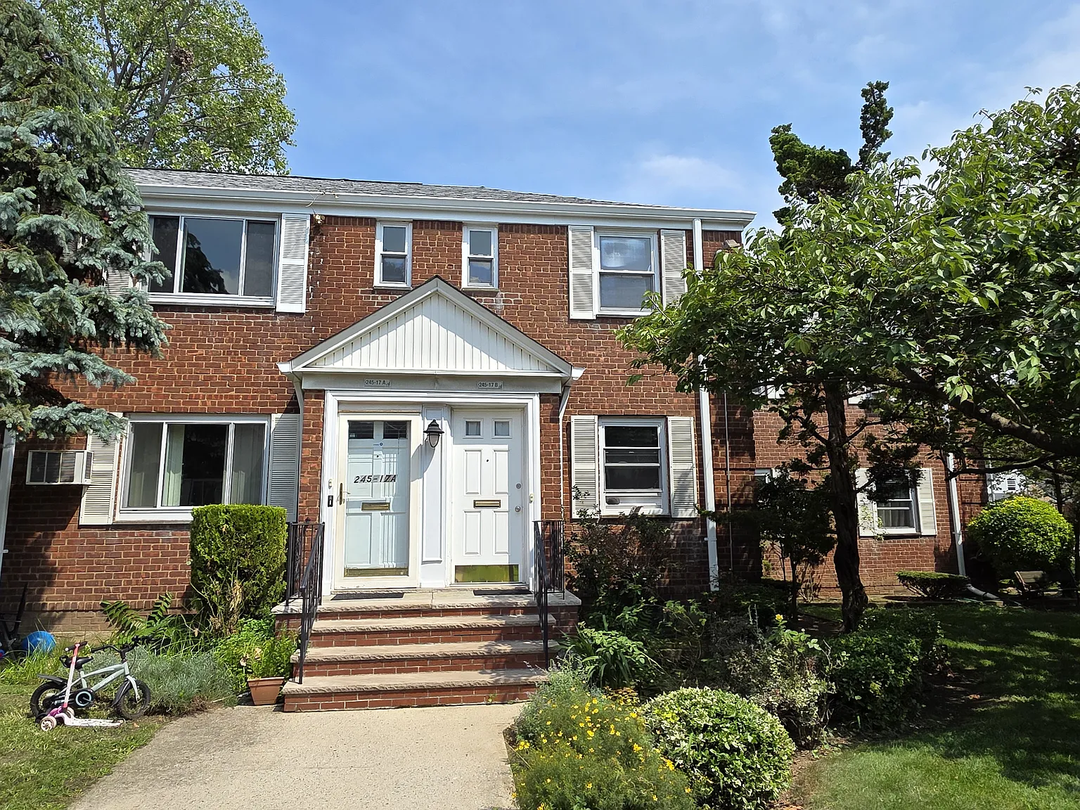2 bed, 675 sqft, $3,200 — Photo 2