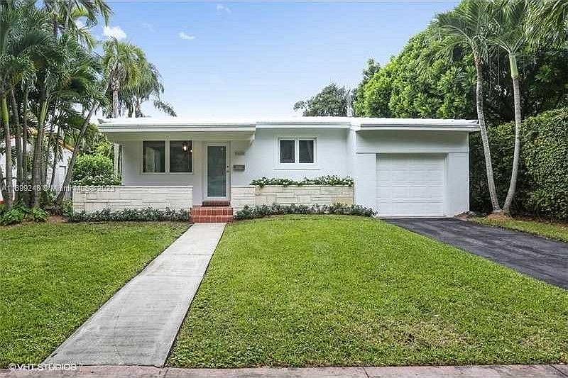 1st image of 6606 San Vicente St