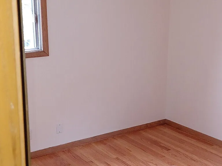 6011 W Lapham St — Photo 10