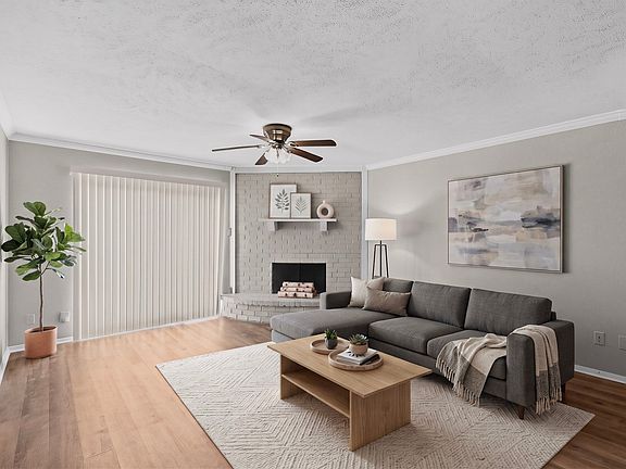 5th image of 3045 Lisetta St