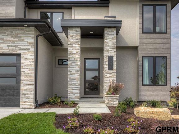 5th image of 10216 S 183rd Ave