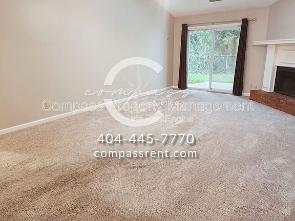 3rd image of 5128 Hill Farm Dr NE