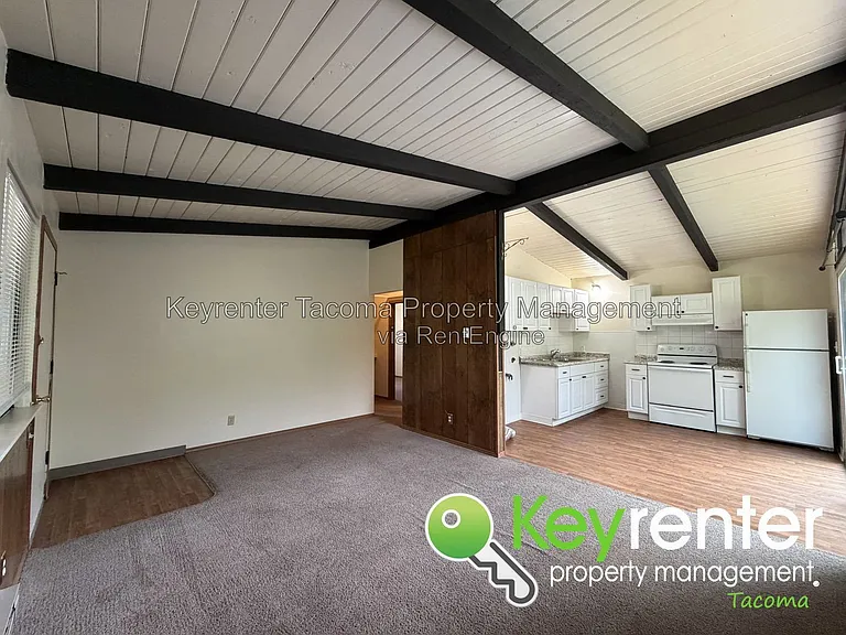 5720 62nd St W #3 — Photo 3